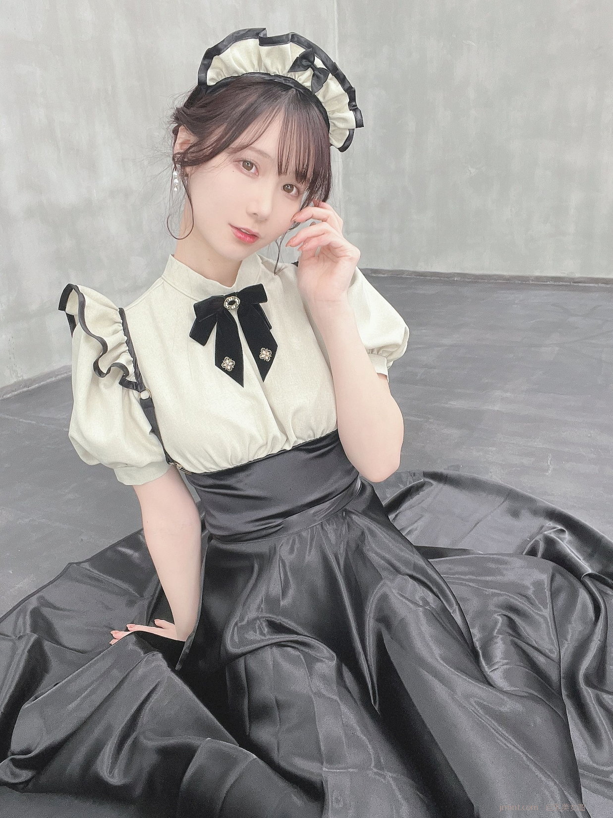 yդᥤ/28P [Coser ձɰCOSER󤱤[fantia] ] P.4