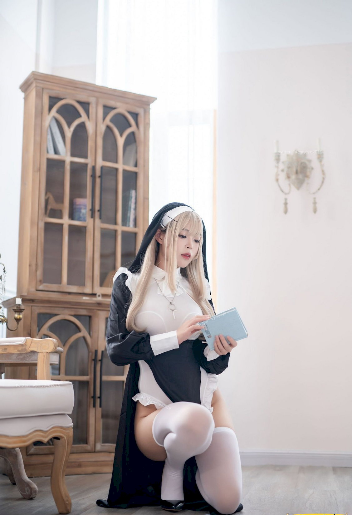  ϵС  [Coser 77P μͼ ] P.4