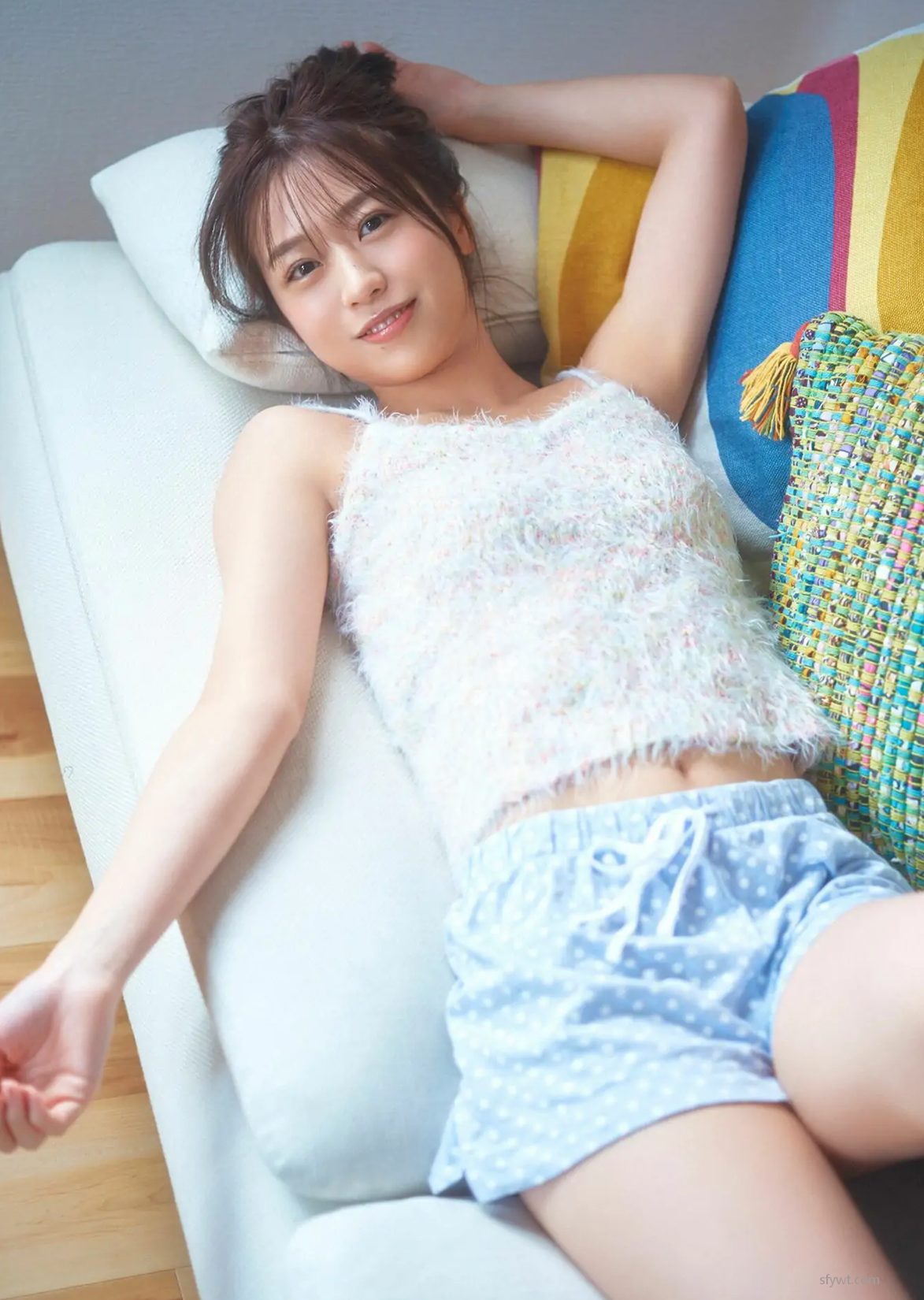 Shinozaki Ayana that [photobook] day S դΤʤ Ayanan of (56P) P.9