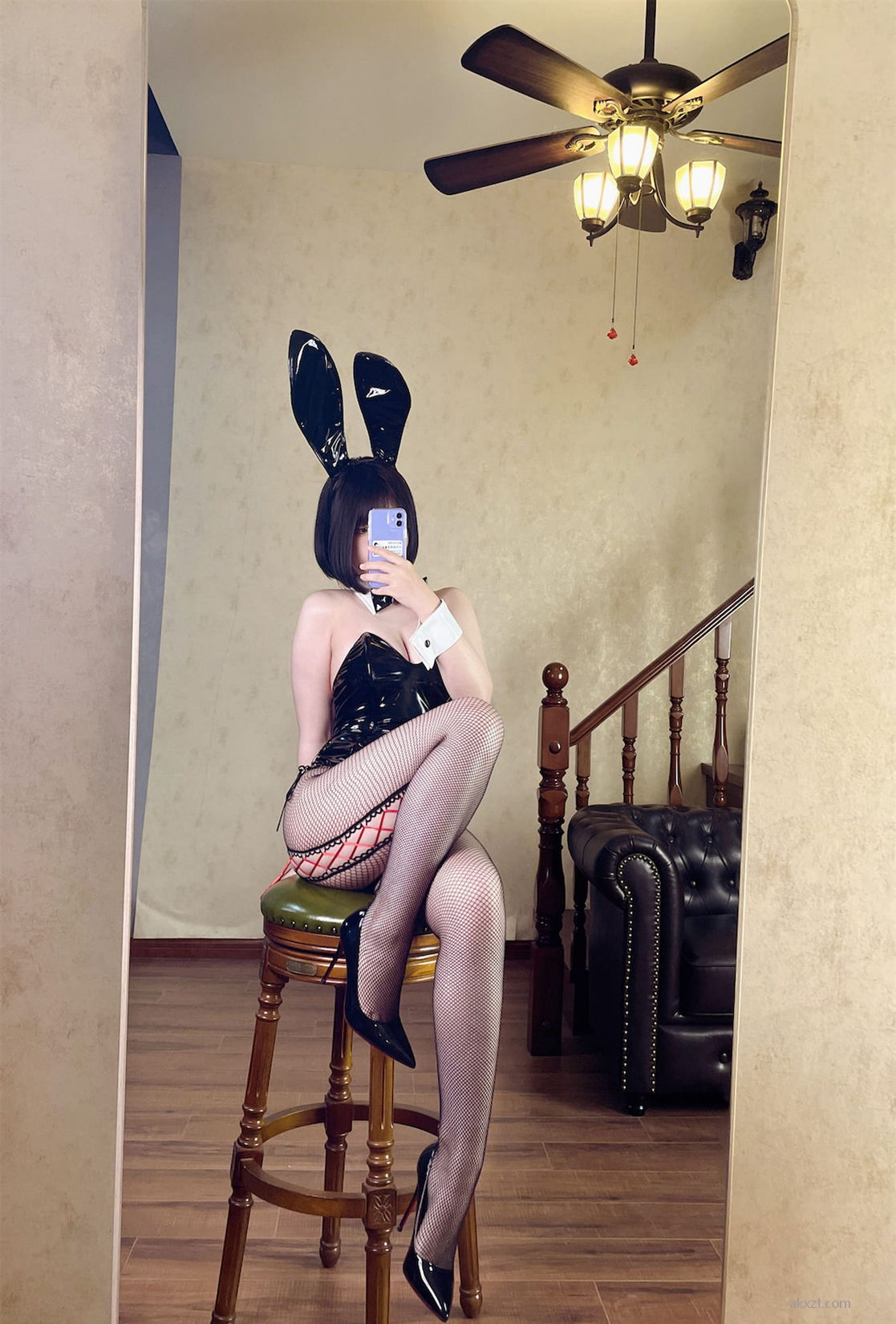 693M] 㼤ͼ No.2 Bunny [75P Ӱ P.11