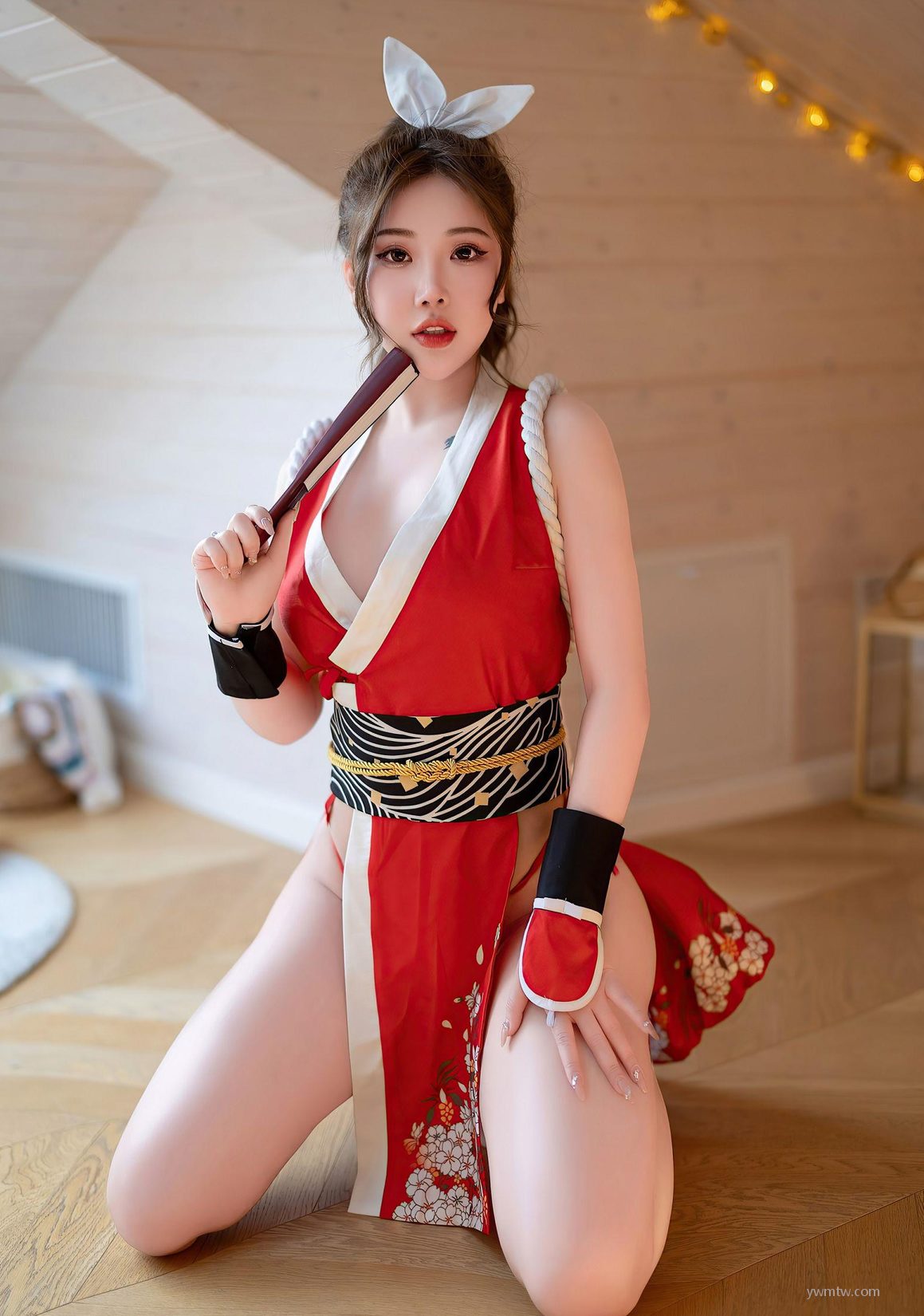  ȻӰ  СRena ɫ֪cosplay Vol.962 [YouMi] ģ Բ P.4